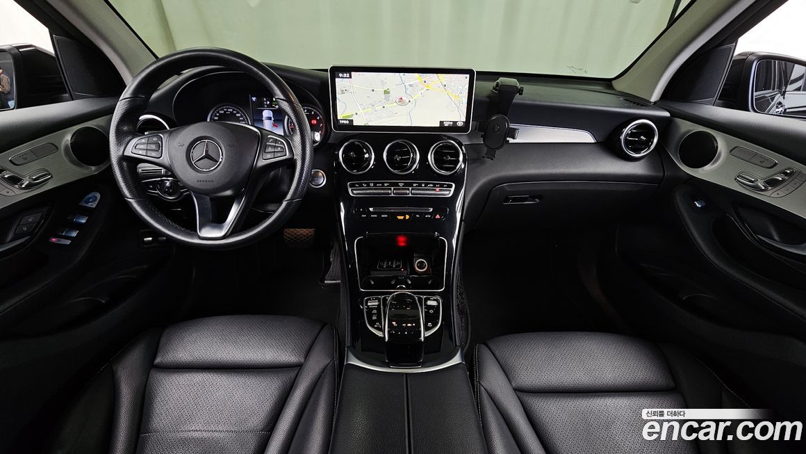 Mercedes-Benz GLC-Class 2019
