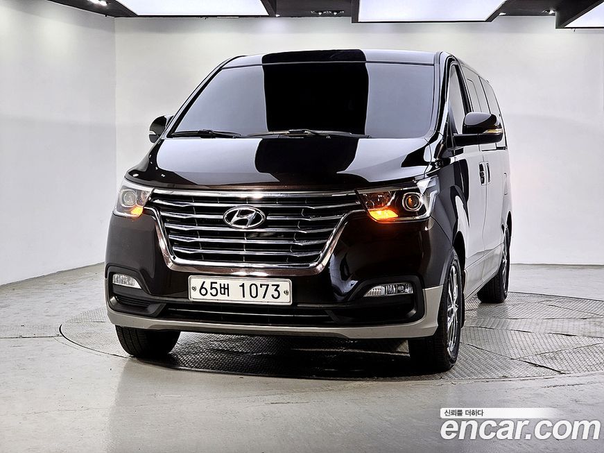 Hyundai Starex 2018