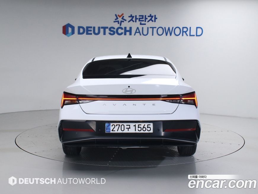 Hyundai AVANTE 2025