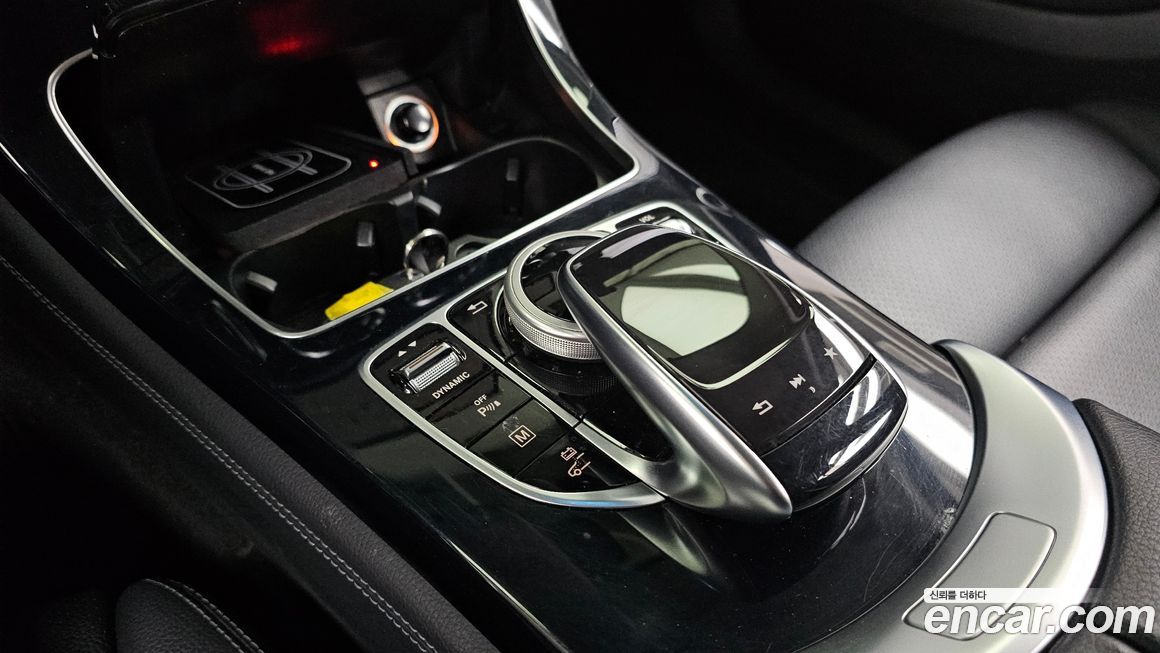 Mercedes-Benz GLC-Class 2019