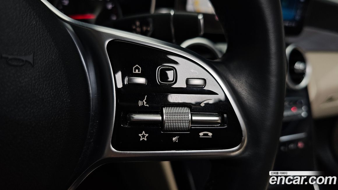 Mercedes-Benz C-Class 2020