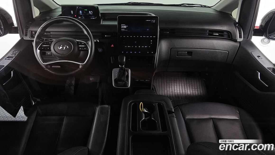 Hyundai Staria 2024