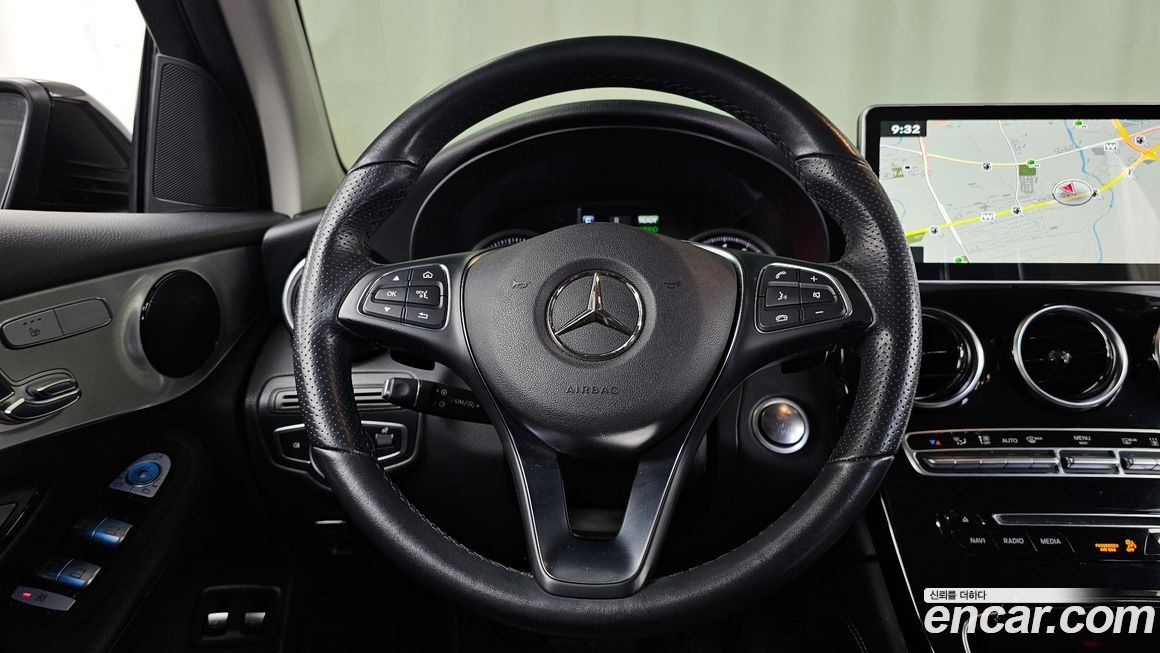Mercedes-Benz GLC-Class 2019