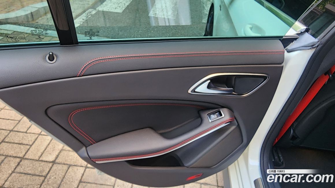 Mercedes-Benz CLA-Class 2015