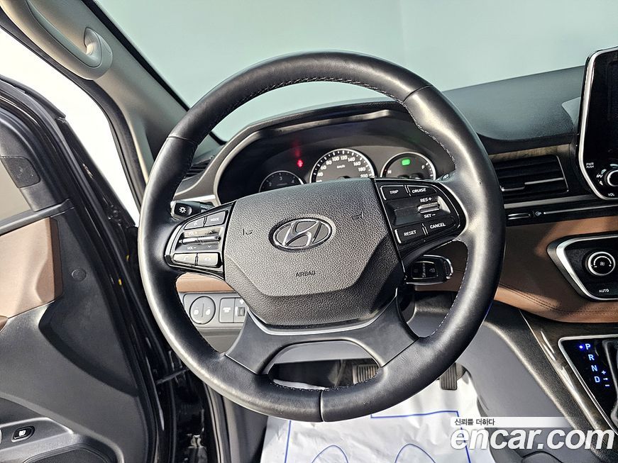 Hyundai Starex 2018
