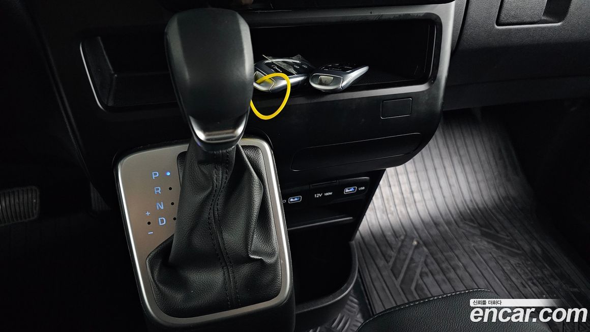 Hyundai Staria 2024
