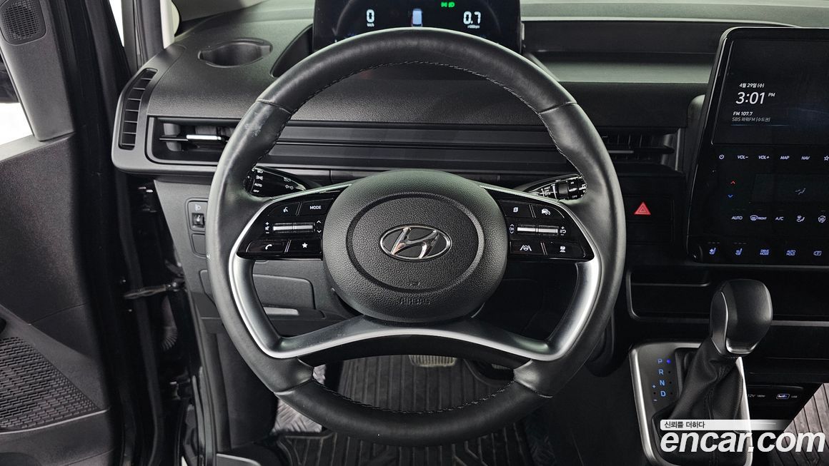 Hyundai Staria 2024