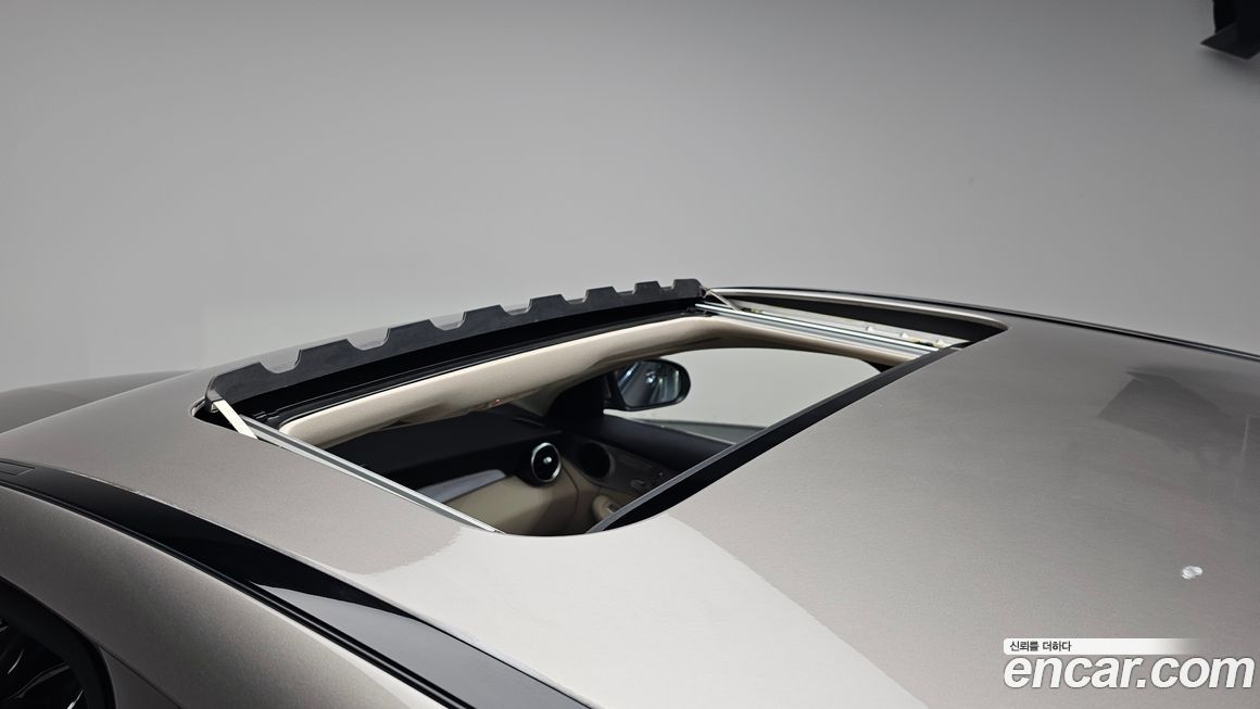 Mercedes-Benz C-Class 2020