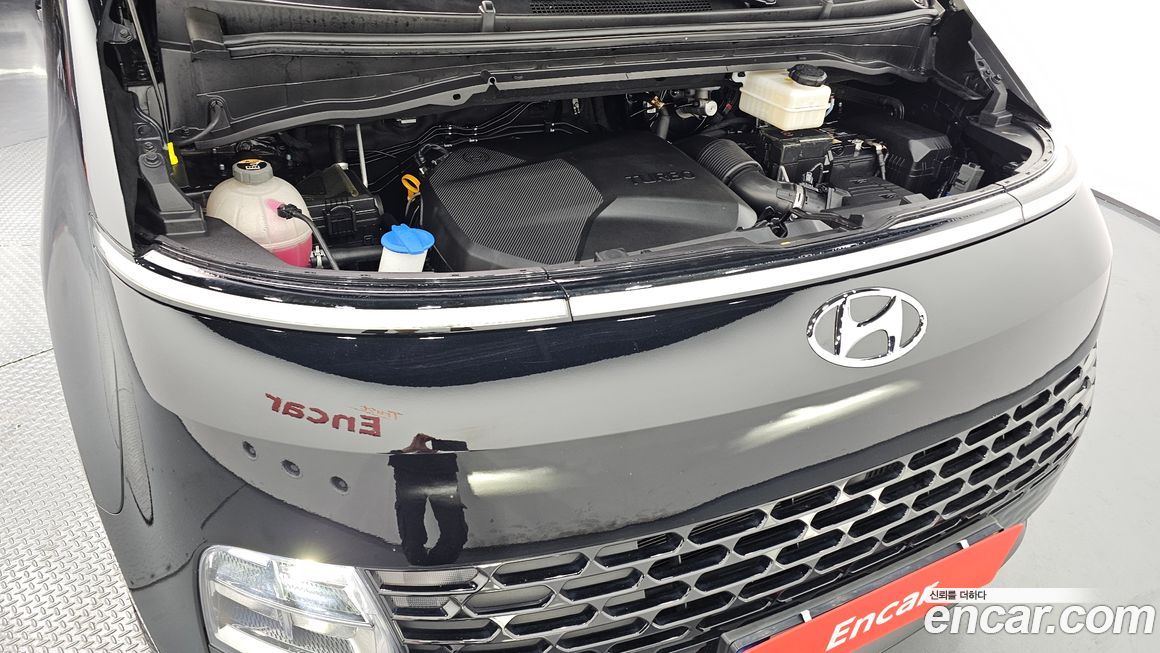 Hyundai Staria 2024