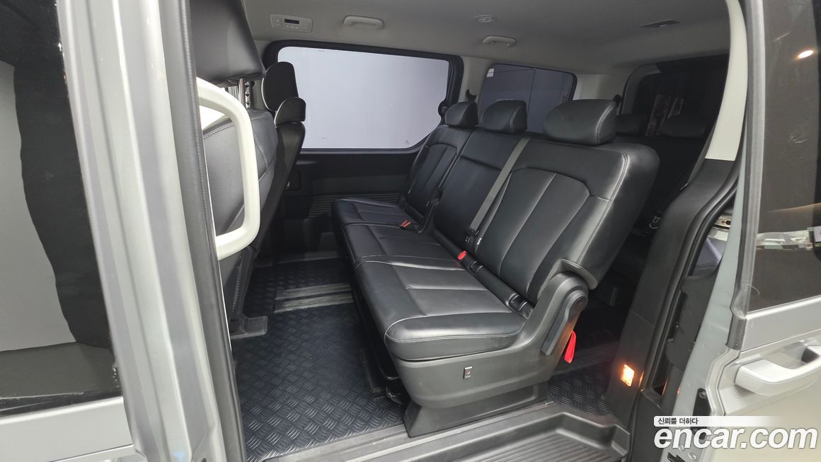 Hyundai Staria 2023
