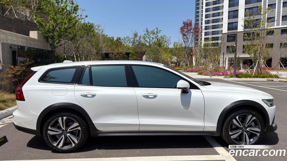 Volvo V60 2019
