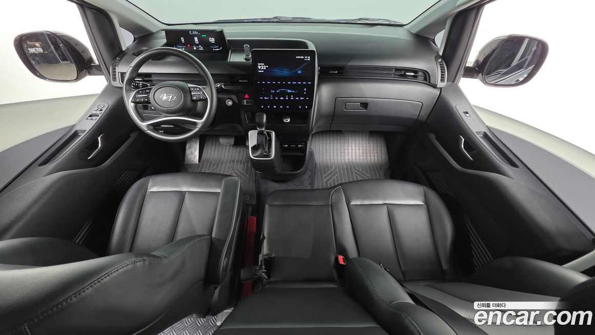 Hyundai Staria 2023
