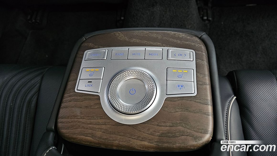 Genesis G80 2021
