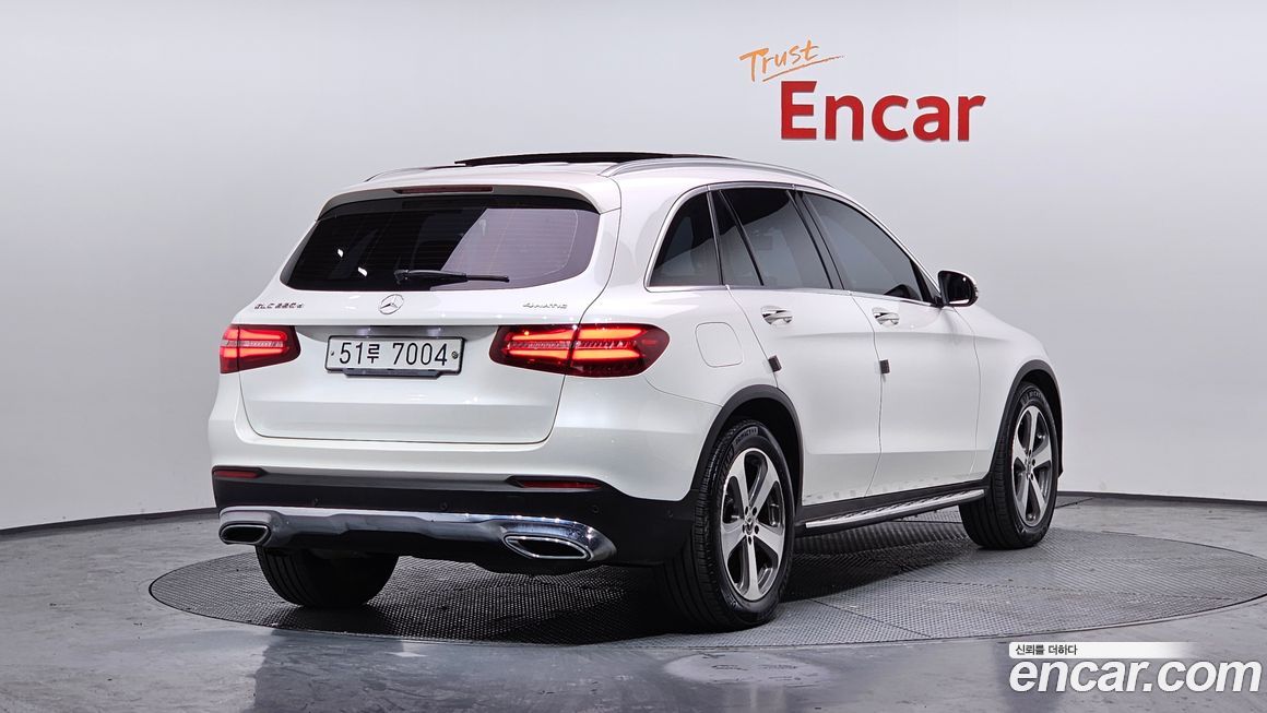 Mercedes-Benz GLC-Class 2017
