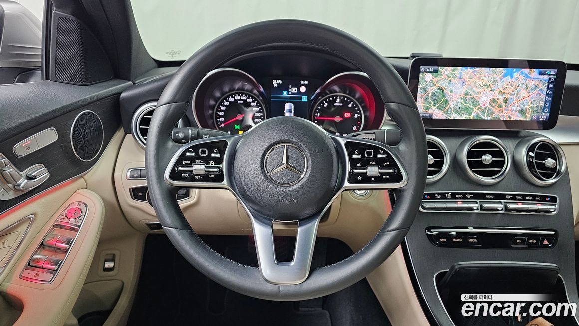 Mercedes-Benz C-Class 2020