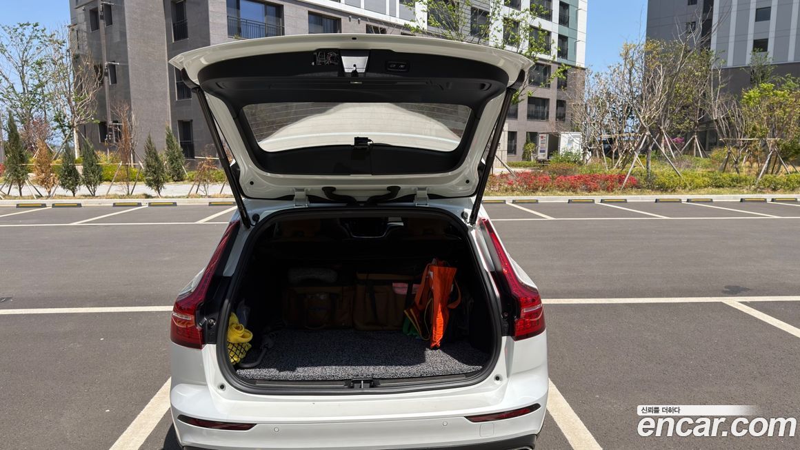 Volvo V60 2019
