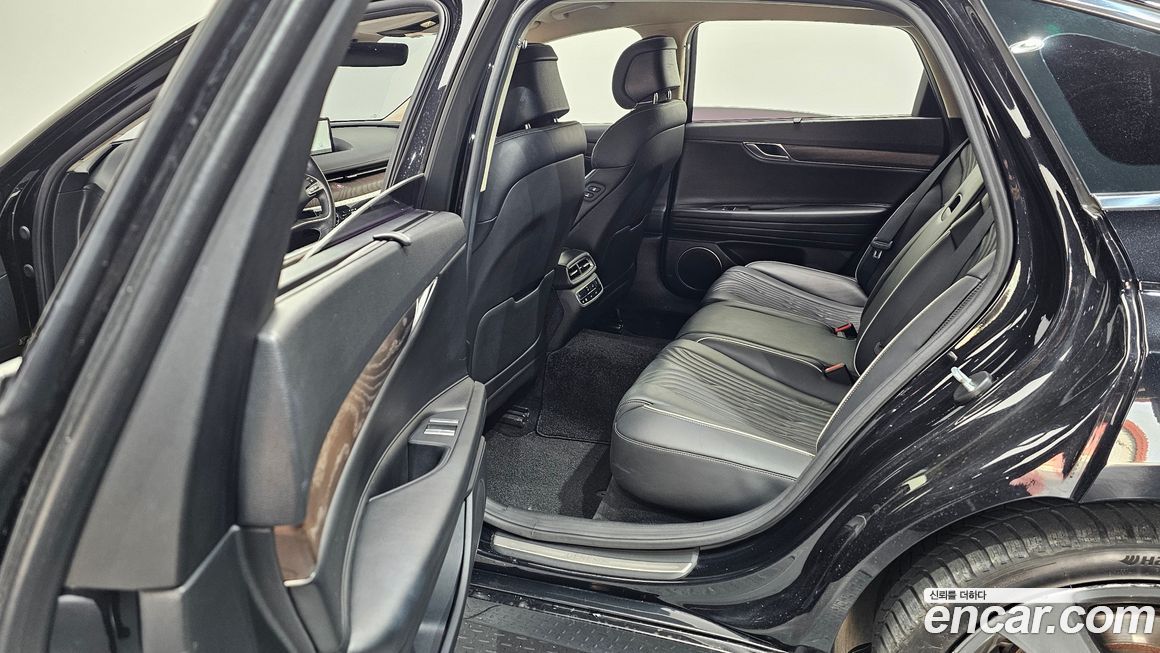 Genesis G80 2021