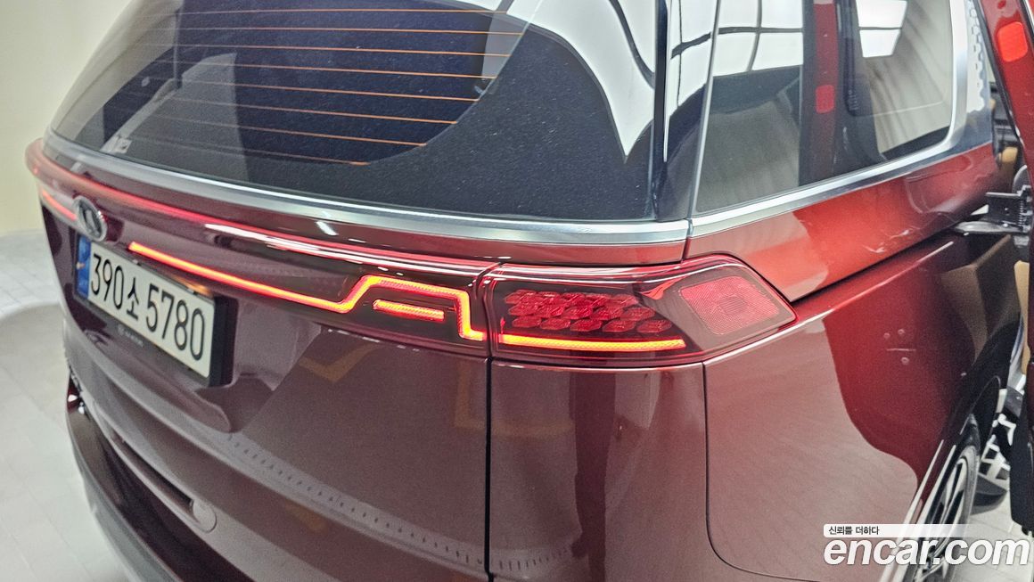 Kia Canival 2021