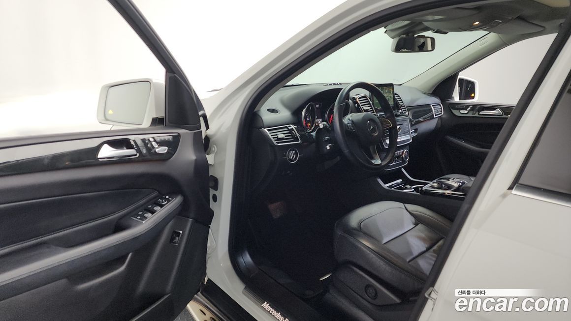 Mercedes-Benz GLE-Class 2017