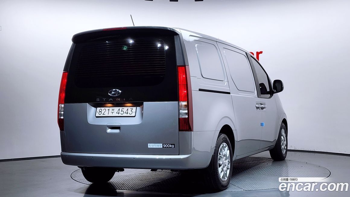 Hyundai Staria 2023