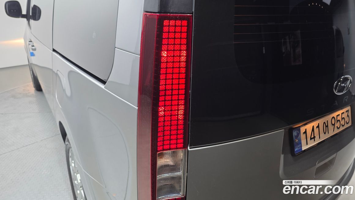 Hyundai Staria 2023