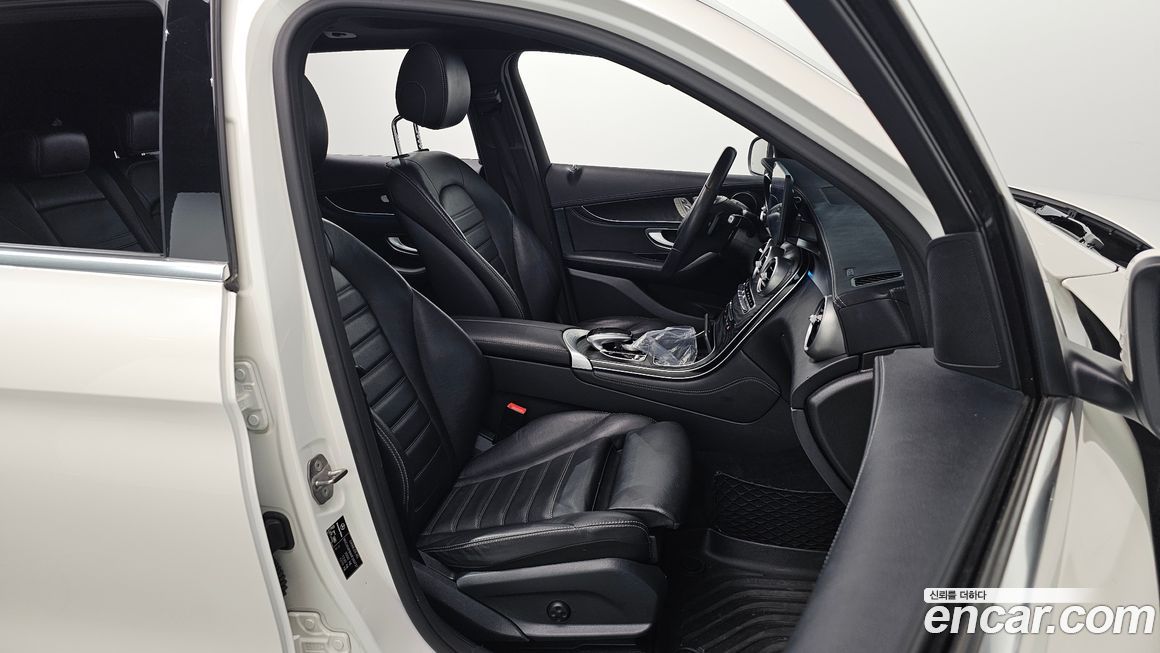 Mercedes-Benz GLC-Class 2017