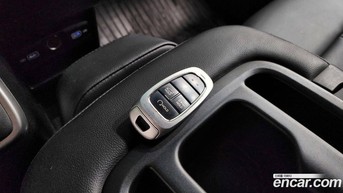 Hyundai Staria 2023