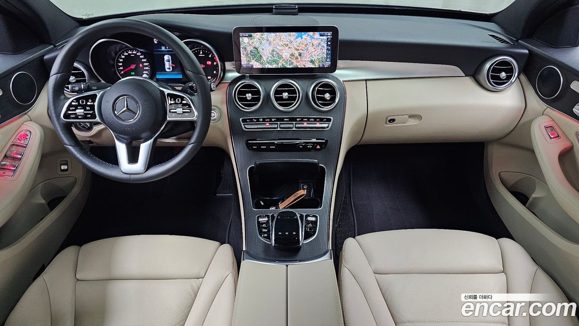 Mercedes-Benz C-Class 2020