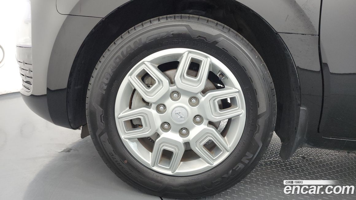 Hyundai Staria 2024