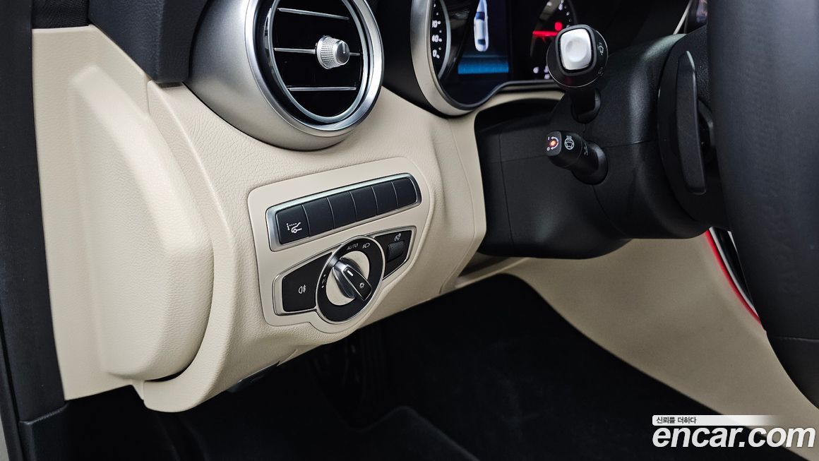 Mercedes-Benz C-Class 2020