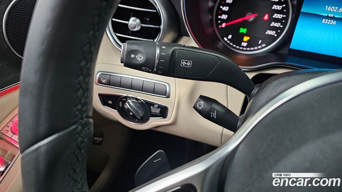 Mercedes-Benz C-Class 2020