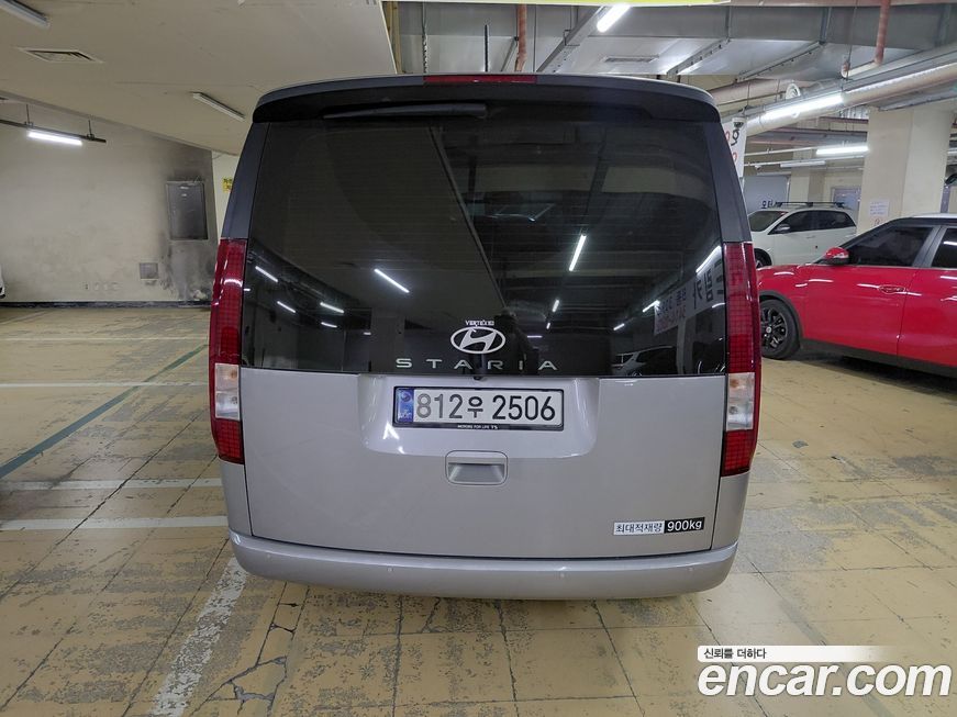 Hyundai Staria 2025