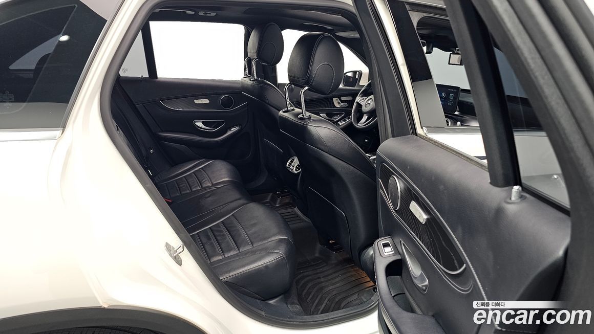 Mercedes-Benz GLC-Class 2017