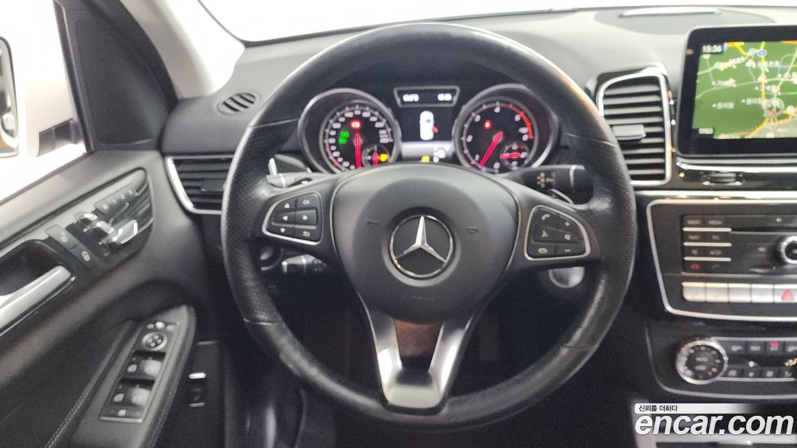 Mercedes-Benz GLE-Class 2017