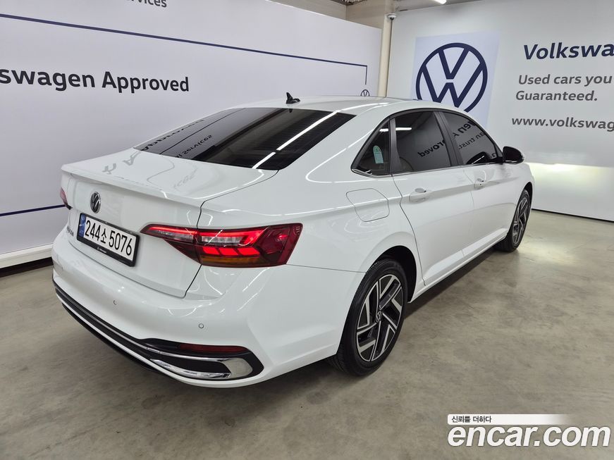 Volkswagen Jetta 2024