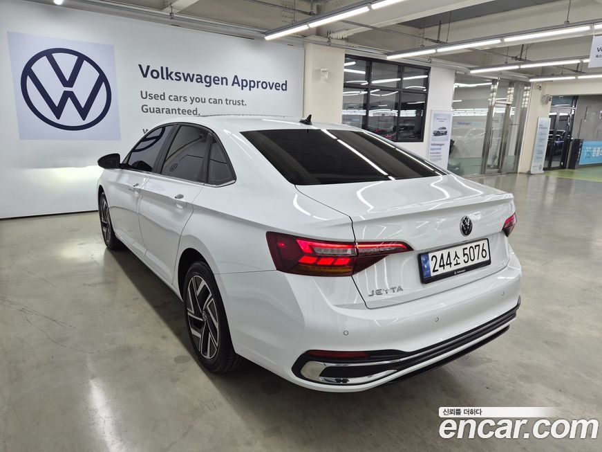 Volkswagen Jetta 2024