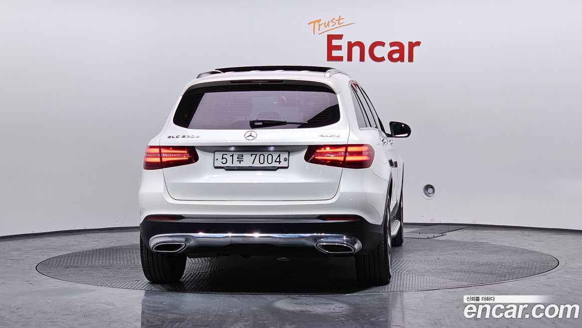 Mercedes-Benz GLC-Class 2017