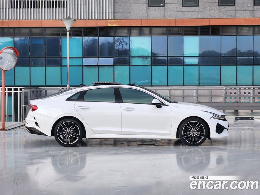Kia K5 2023