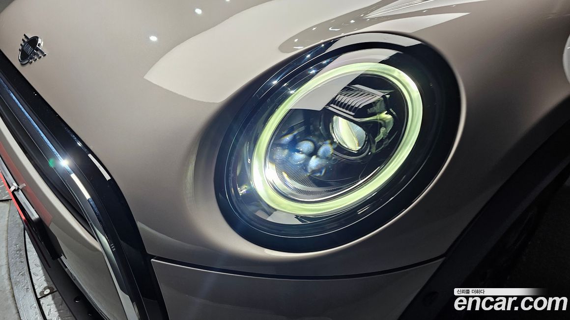 Mini Cooper 2024