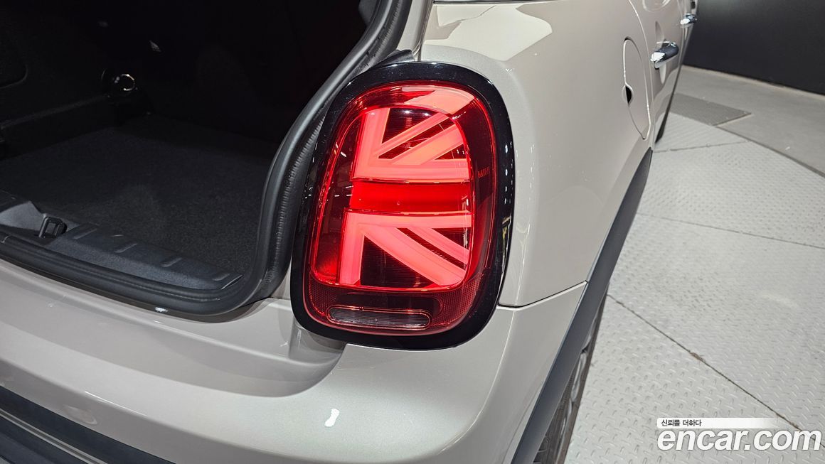 Mini Cooper 2024