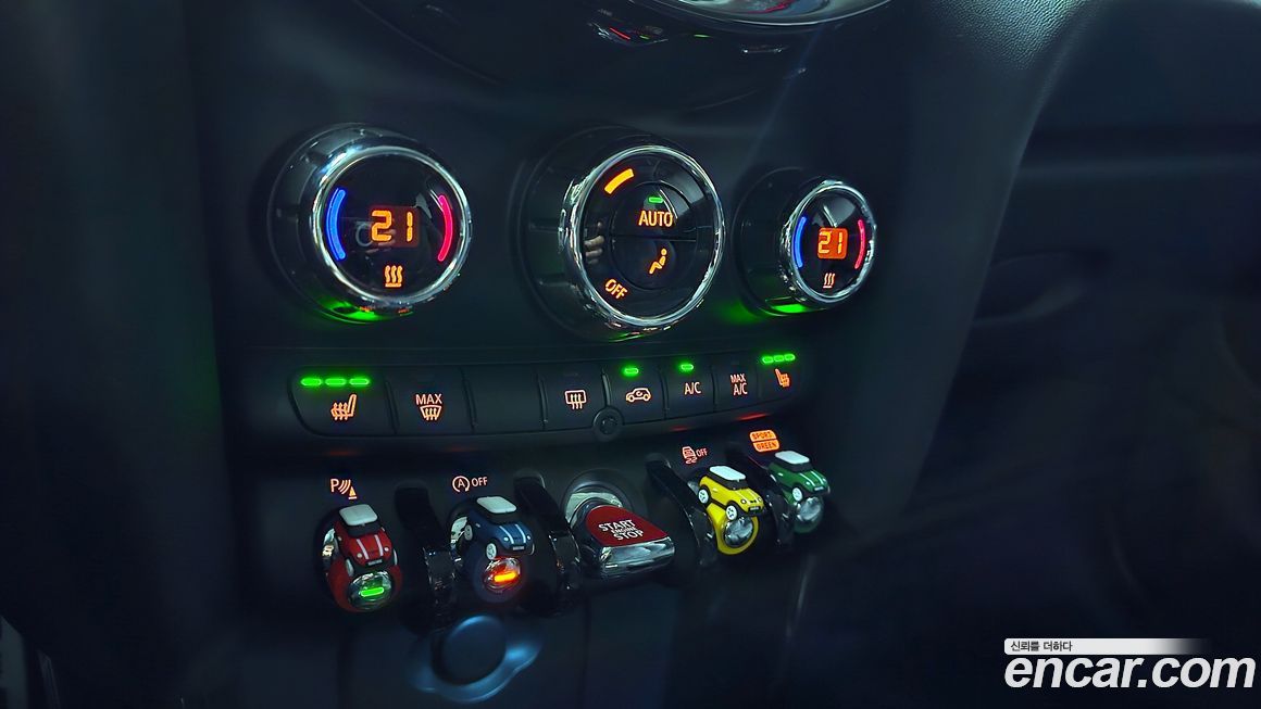 Mini Cooper 2024
