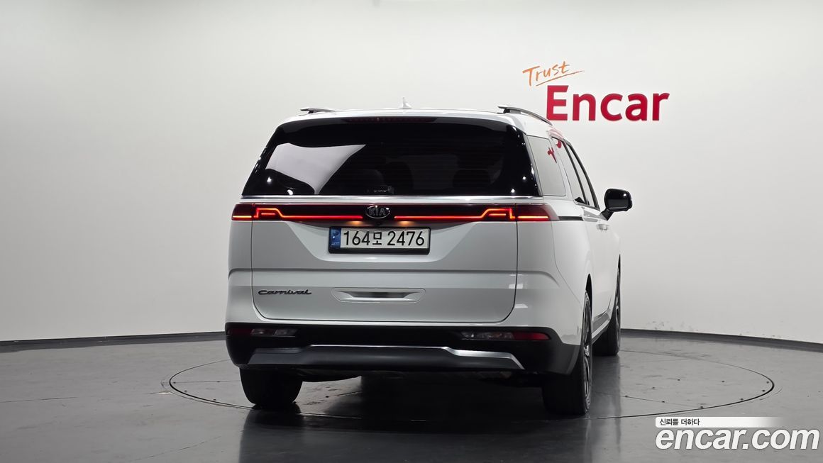 Kia Canival 2021