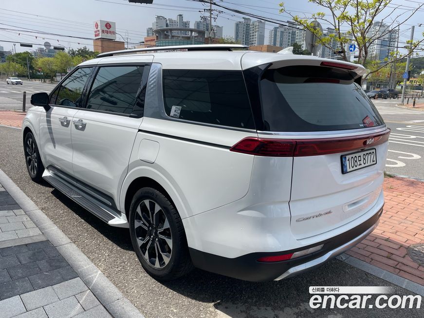 Kia Canival 2021