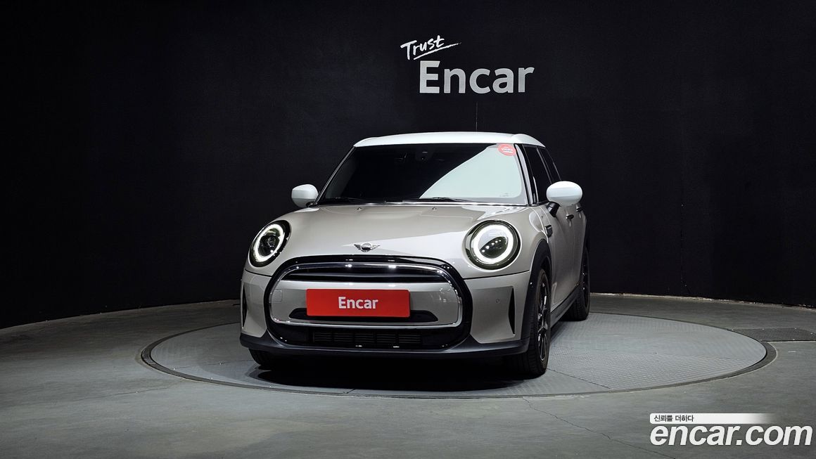 Mini Cooper 2024