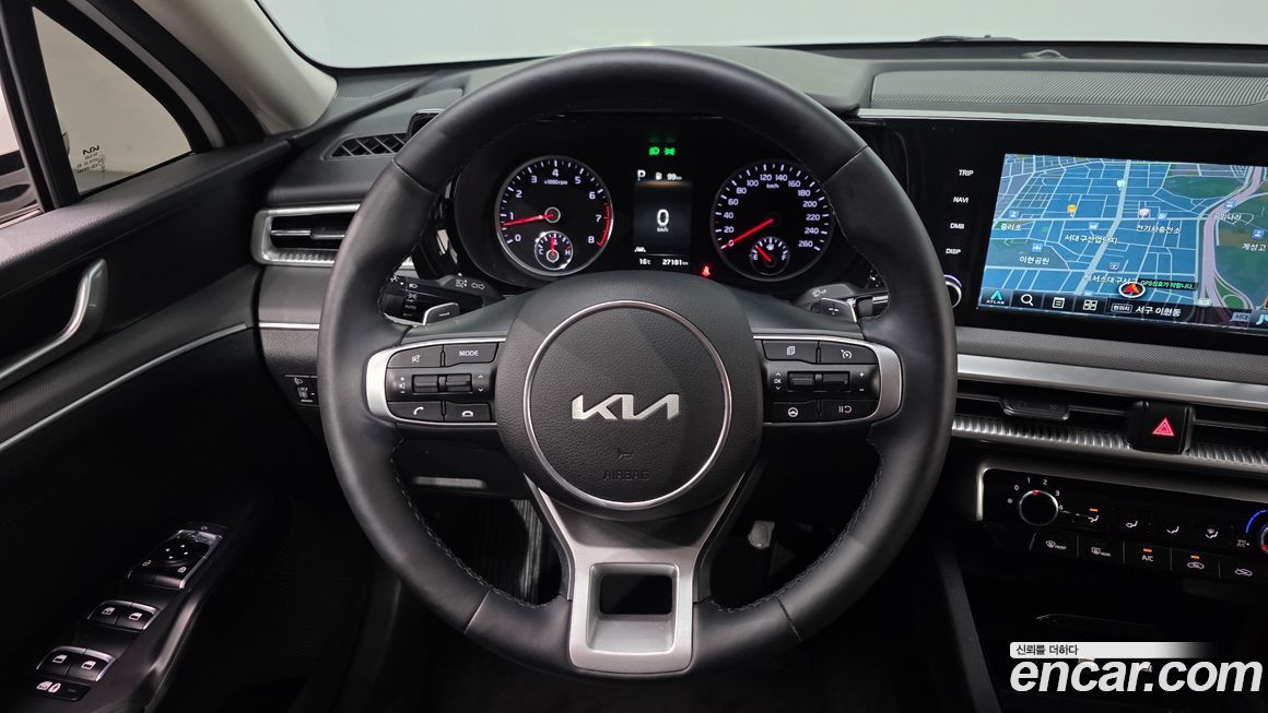 Kia K5 2023