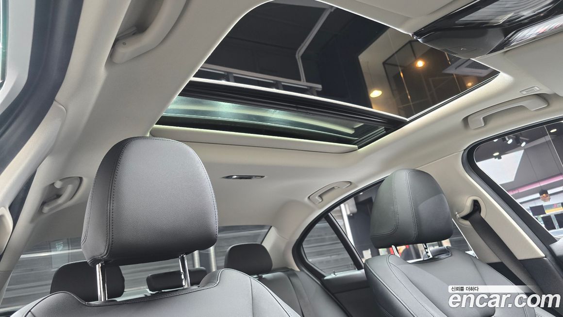 BMW 3-Series 2021