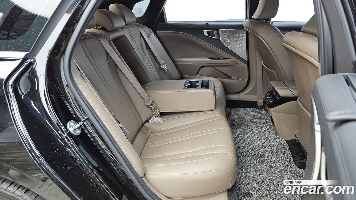 Kia K8 2023