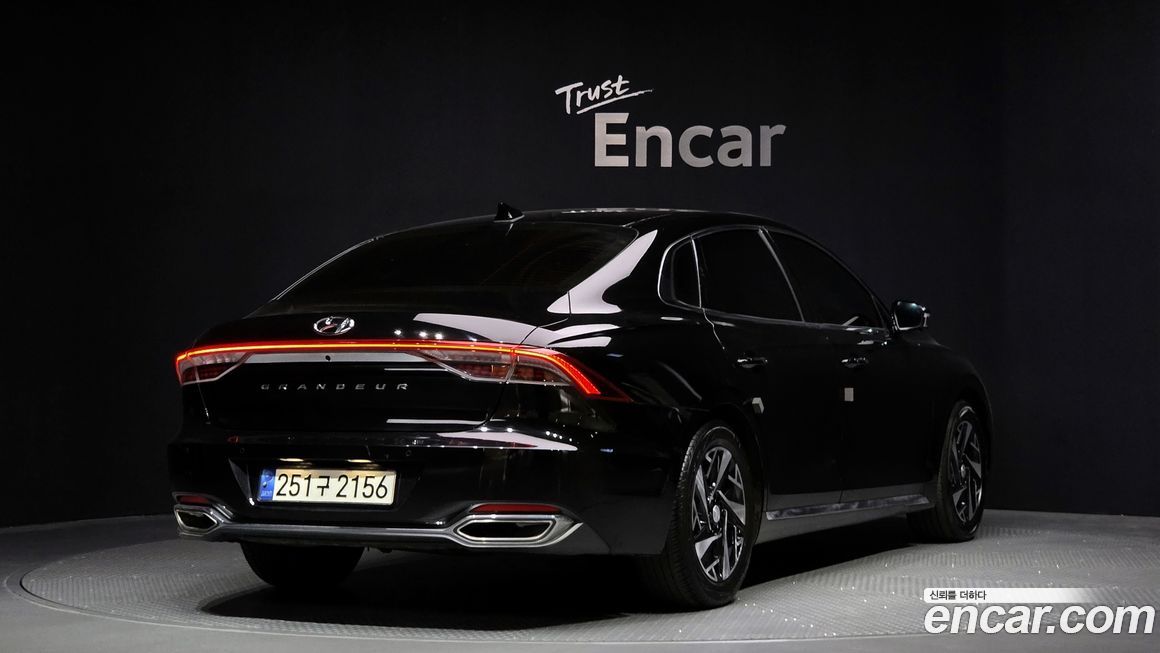 Hyundai Grandeur 2021
