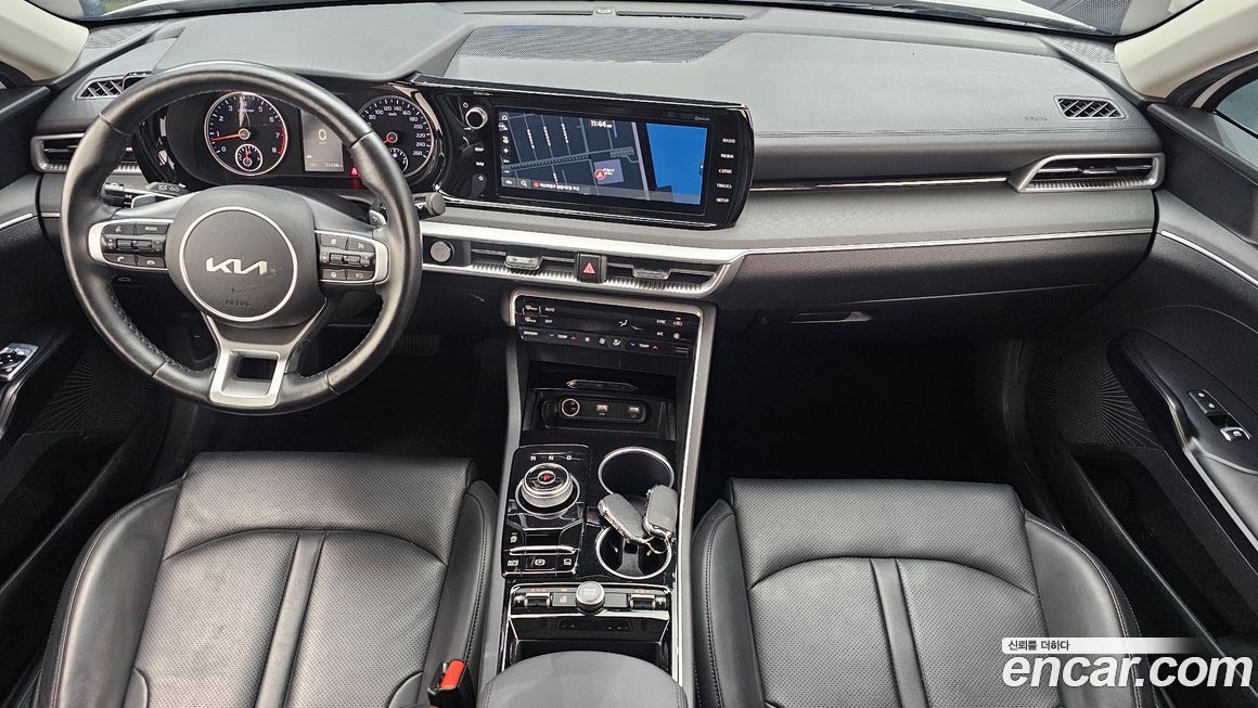 Kia K5 2023