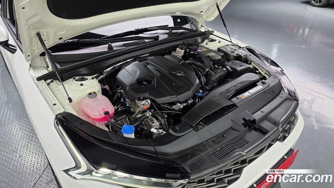 Kia K5 2023
